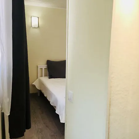 公寓 Bigorra Centre Le Sanctuaire La Grotte , Parking