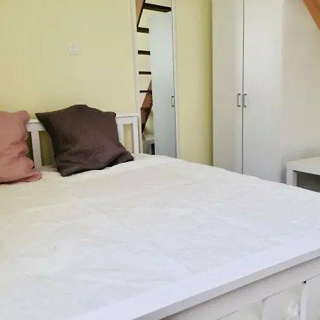 Bigorra Centre Le Sanctuaire La Grotte , Parking 公寓 *