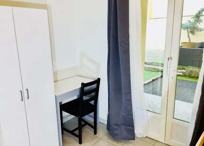 Appartement Bigorra Centre Le Sanctuaire La Grotte , Parking