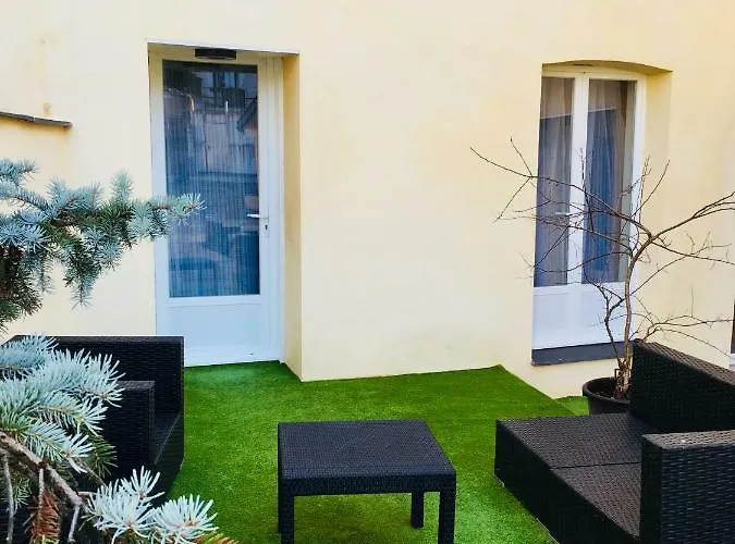 Bigorra Centre Le Sanctuaire La Grotte , Parking *