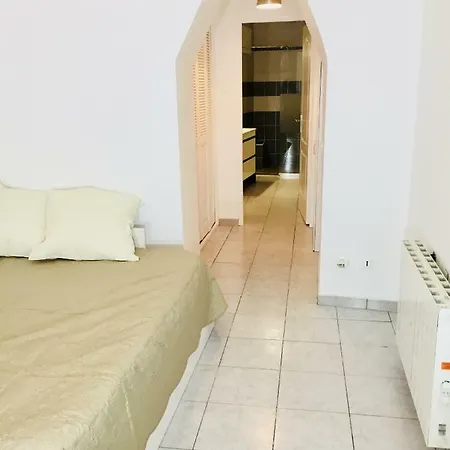 Bigorra Centre Le Sanctuaire La Grotte , Parking 公寓 *