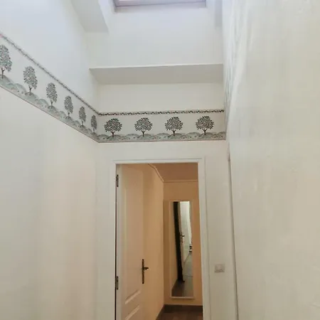 Bigorra Centre Le Sanctuaire La Grotte , Parking Апартаменты Лурд